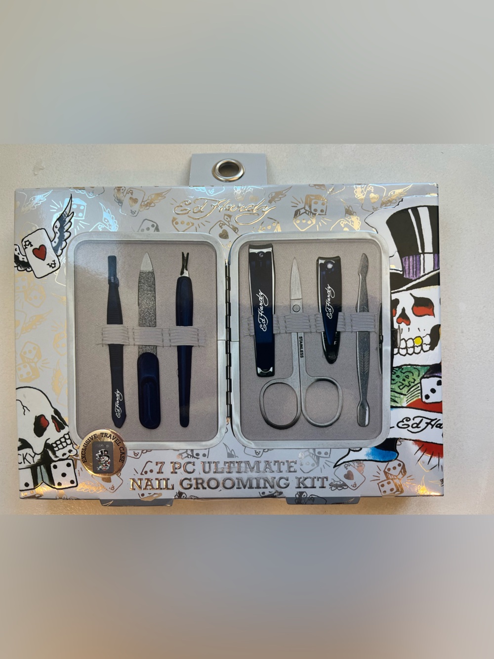Ed Hardy 7 Piece Nail Grooming Kit